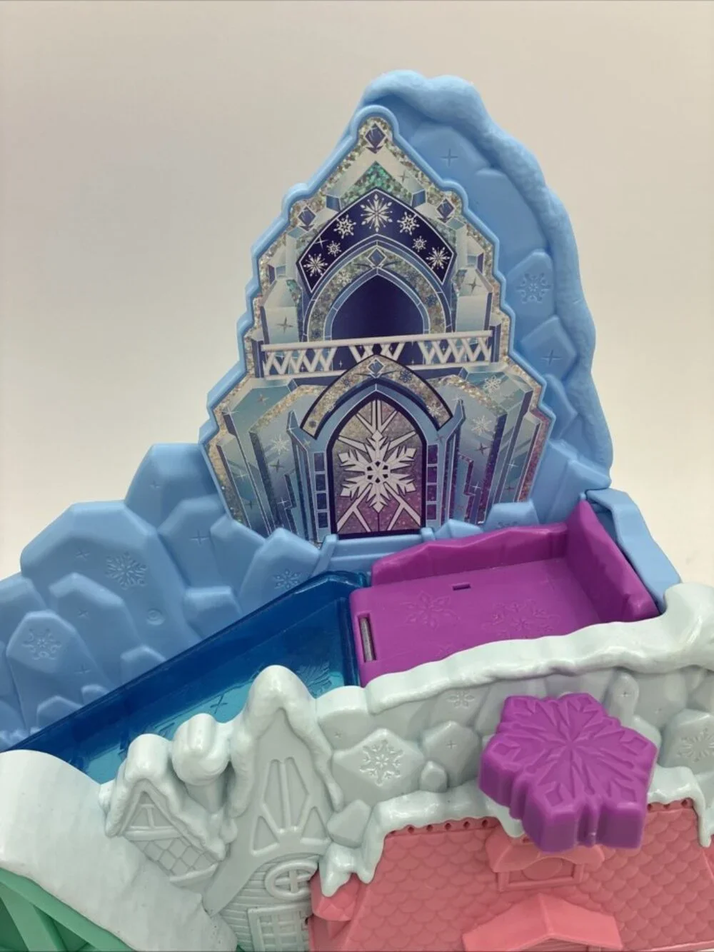 Fisher Price Little People Arendelle Sledding Adventure Disney Frozen Playset